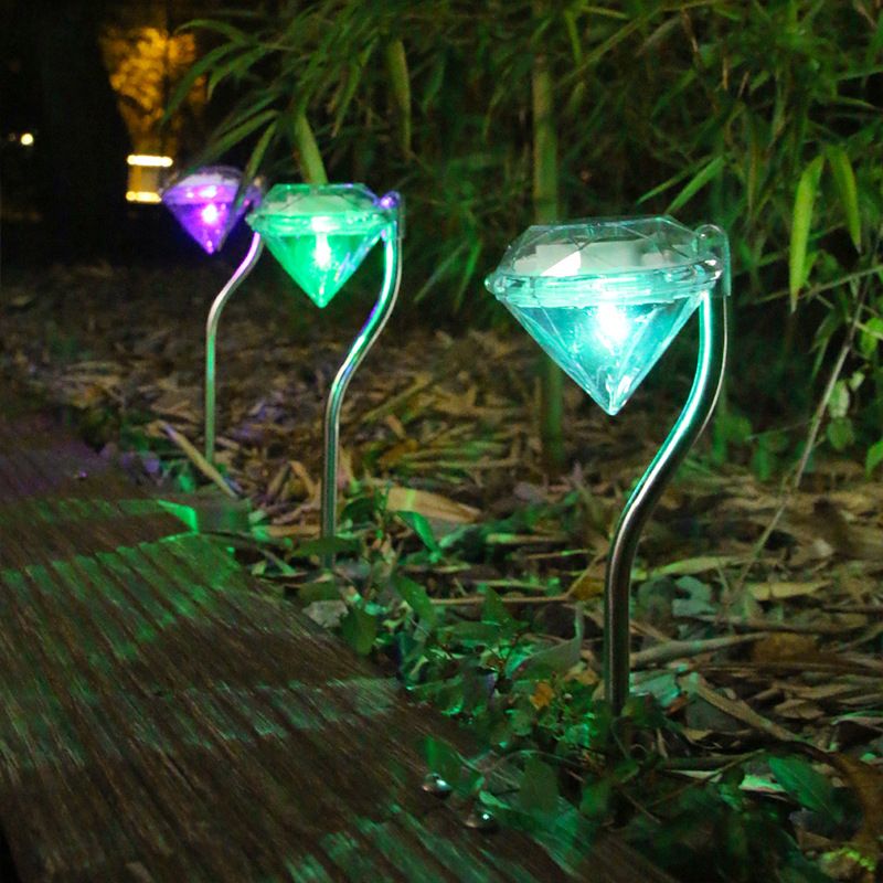 Acrylic Diamond Shaped LED Lawn Lighting Artistic Clear Solar Stake Light for Courtyard