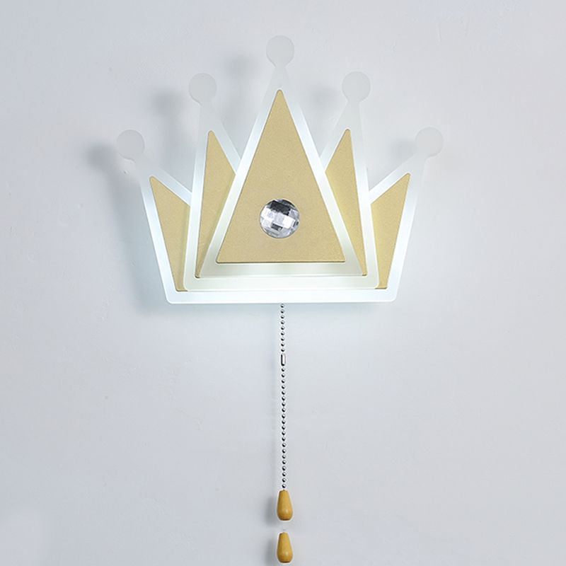 Modern Style Crown Shaped Sconce Light Fixtures Metal 1 Light Wall Mounted Lighting