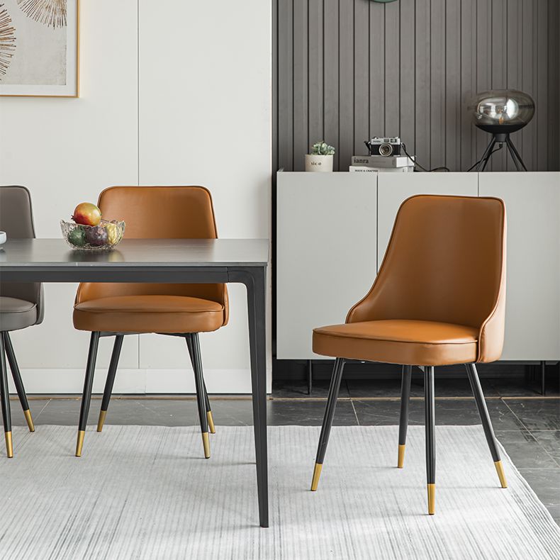 Silla de comedor contemporánea silla trasera sólida con 4 patas de metal para uso en el hogar