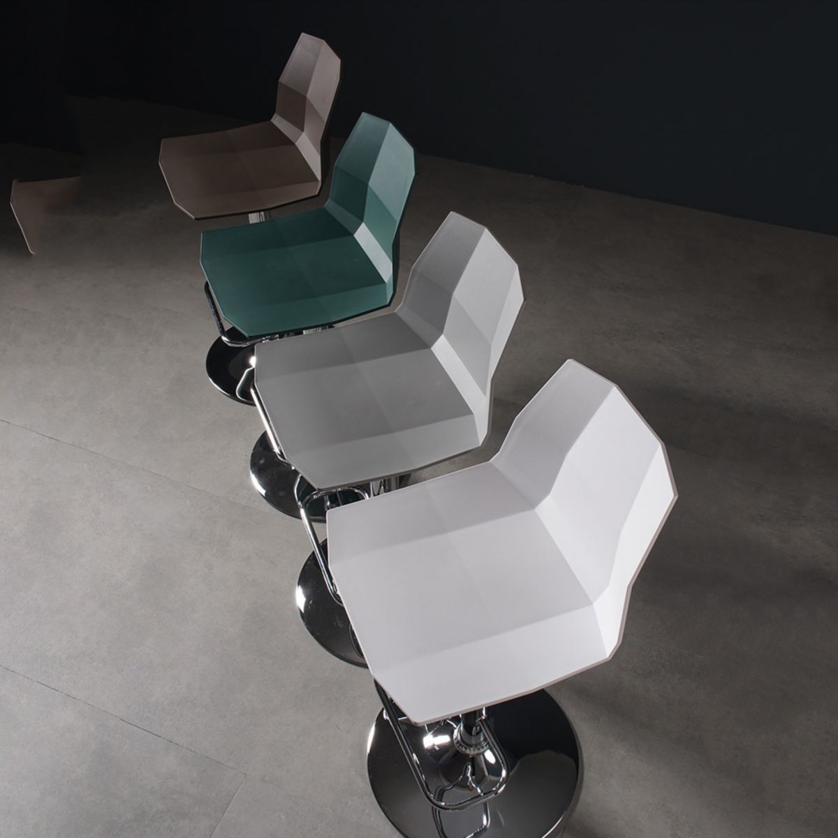 Modern Plastic Counter & Bar Stool Indoor Adjustable Height Footrest Stool