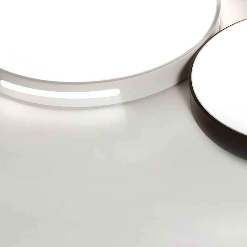Lámpara de techo nórdica moderna y sencilla personalidad estudio de Sala de estar LED ultradelgado lámpara de ahorro de energía de caballo de hierro