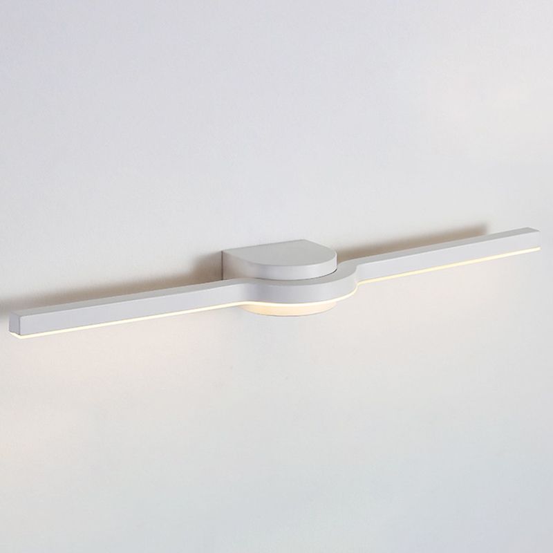 Luce da parete di forma lineare in metallo moderno a 1 lucciola lampada montata