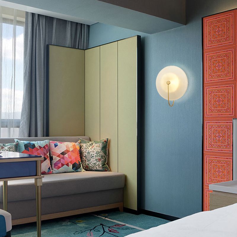 Round Sconce Light Fixtures Modern 1-Light Wall Mounted Lamp with Grass Shade