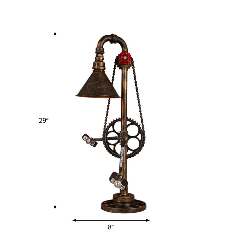 Accensione del tavolo conico a vapore con design per biciclette 1 lampadina lampada da tavolo in ferro battuto in ottone per soggiorno