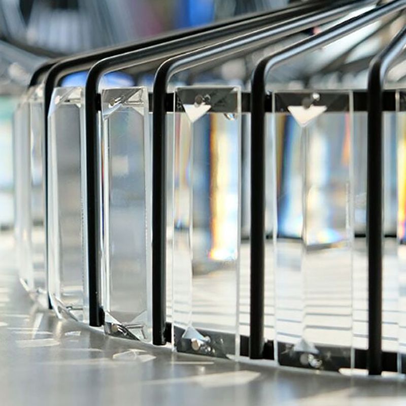 Luce a sospensione a sospensione in metallo nero Luce di cristallo moderno Luce sospesa per sala da pranzo