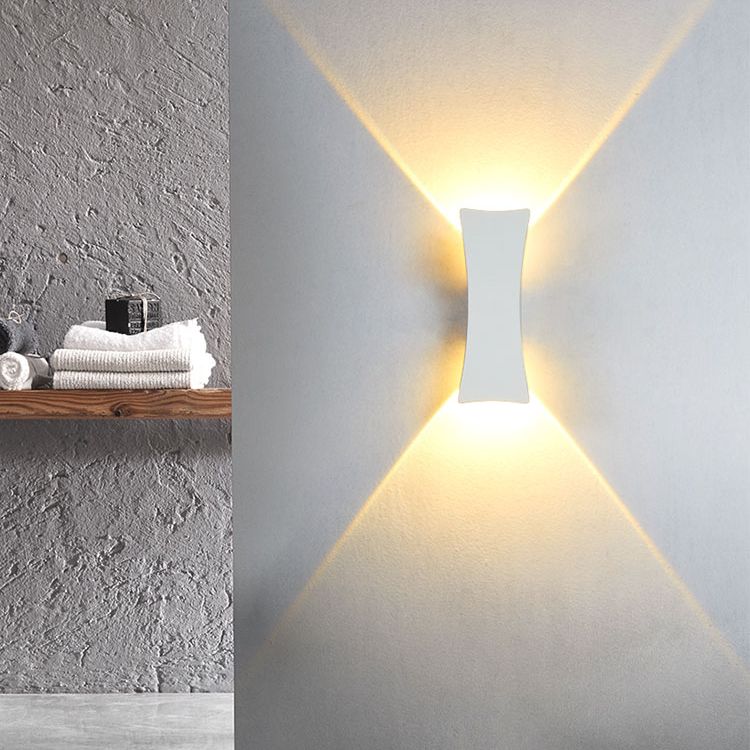 Modern Minimalist Waterproof LED Wall Light Aluminium Outdoor Spotlight with Glass Shade