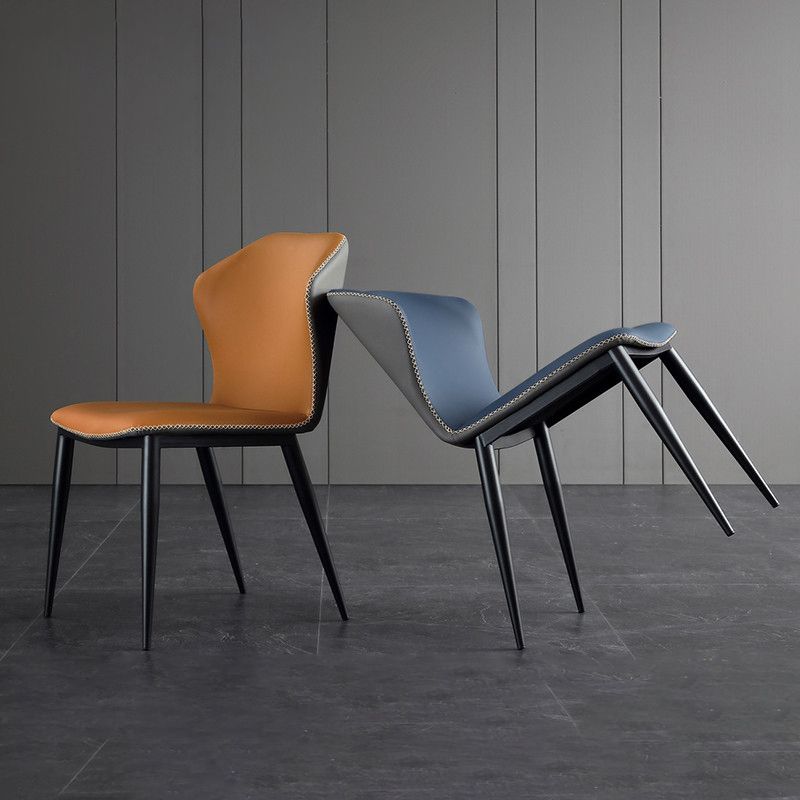 Chaise de salle à manger sans bras à oreilles de conception industrielle, chaise latérale de salle à manger en cuir