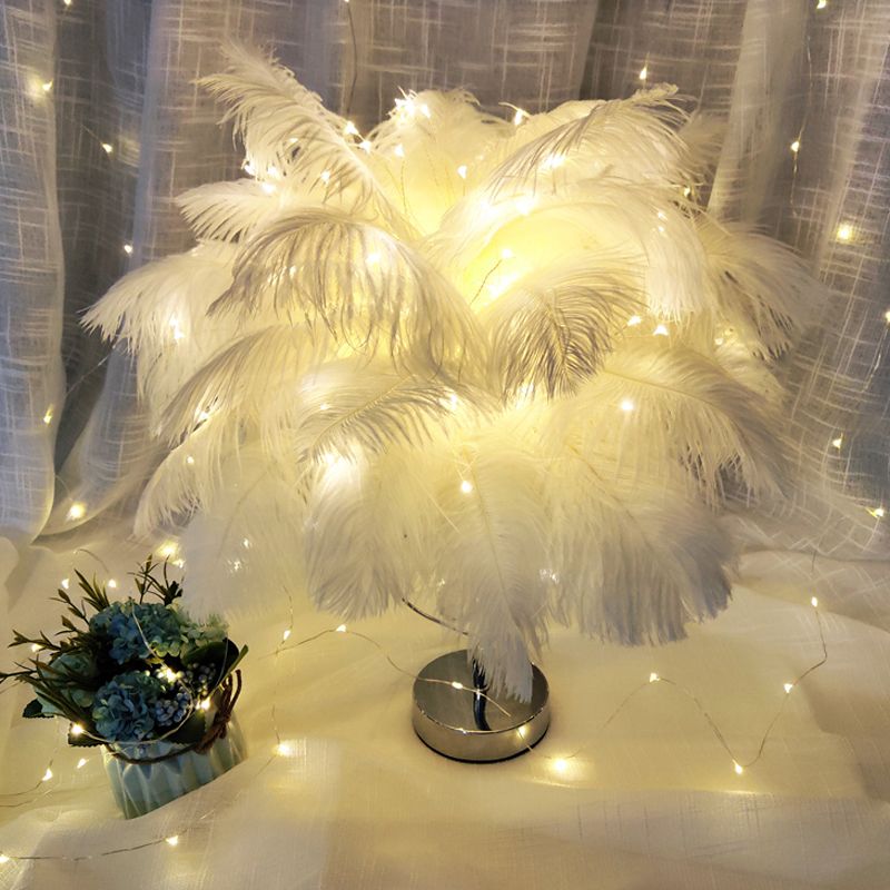 Table de plumes de palmier Éclairage d'éclairage moderne de table de chevet rose romantique / blanc à LED avec goutte de cristal K9