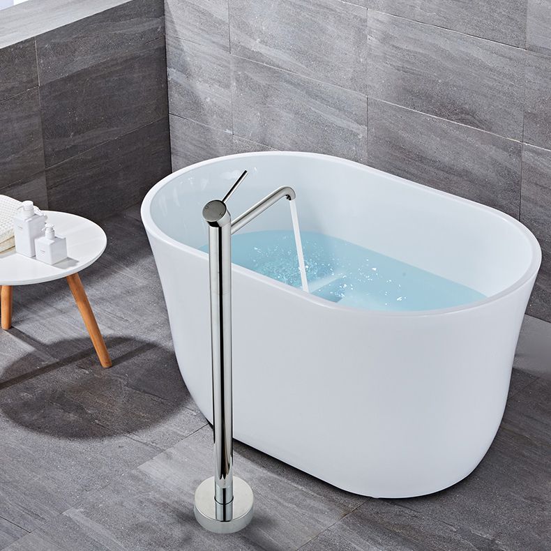 Floor Mounted Metal Freestanding Tub Filler Swivel Low Arc Freestanding Faucet