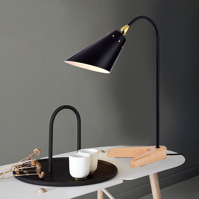 Lampade da tavolo per tazza di metallo in stile moderno 1 luce da tavola