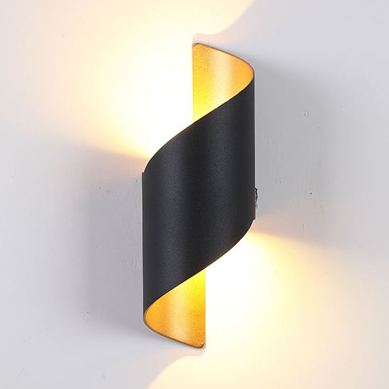 Black Modernism Single Wall Mounted Sconce Unique Metallic Wall Light