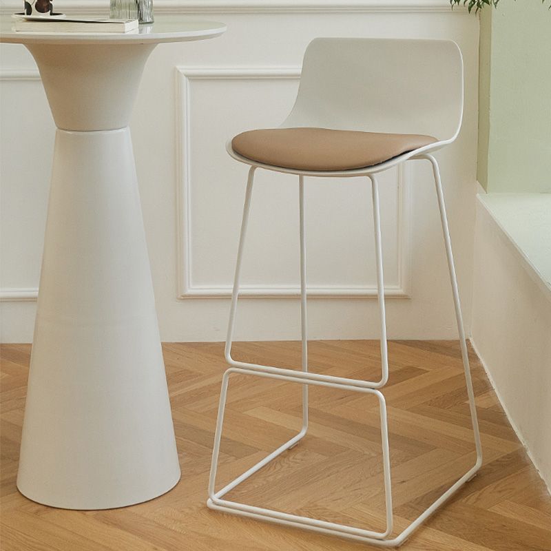 Scandinavian Low Back Bar Stool Plastic Stool with Metal Base