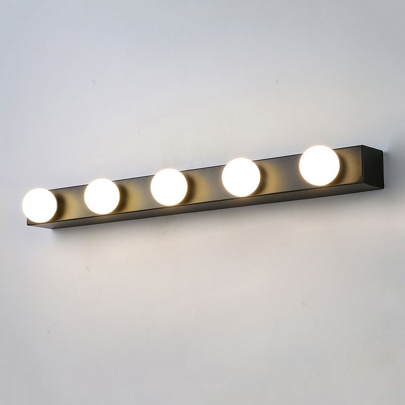 Finitura nera/bianca Open Bulb Vanity Lighting Freeture Minalismo Stile 4/5 teste Luce a parete in metallo per bagno