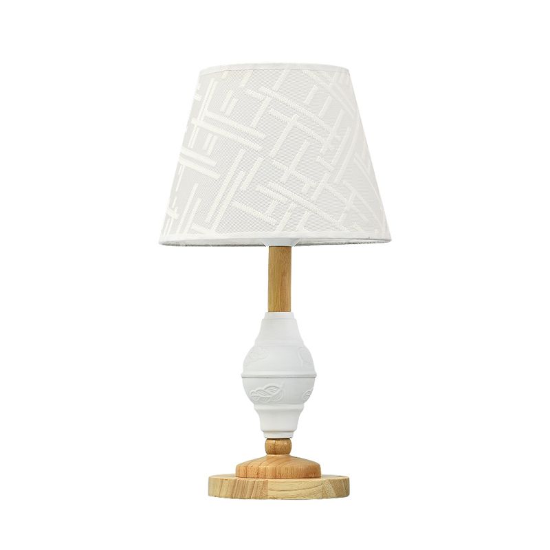 Livrer la table de chevet de salon modernisme modernisme lampe de table blanche avec une teinte en tissu de baril