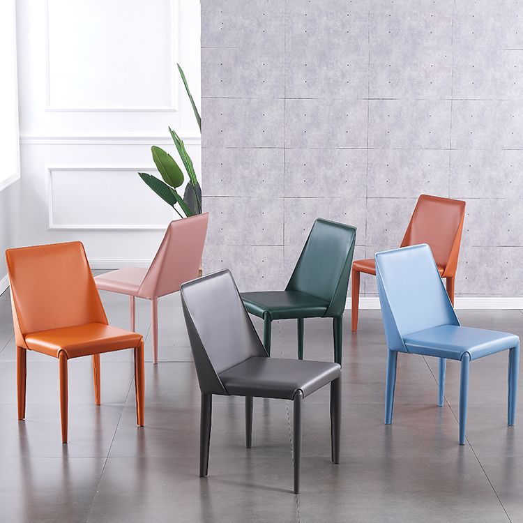 Silla de restaurante de cuero estilo diseñador, acabado mate, silla de comedor Parsons (juego de 2)