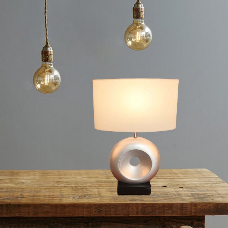 Resin zilver/zwarte tafel lichtcirkel 1 bol overgangs nachtkastje licht met rechthoek/trommelstoffabricages