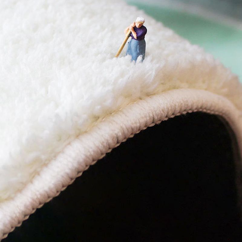 Grey Circle Carpet Polyester Modern Carpet Non-Slip Backing Carpet for Drawing Room