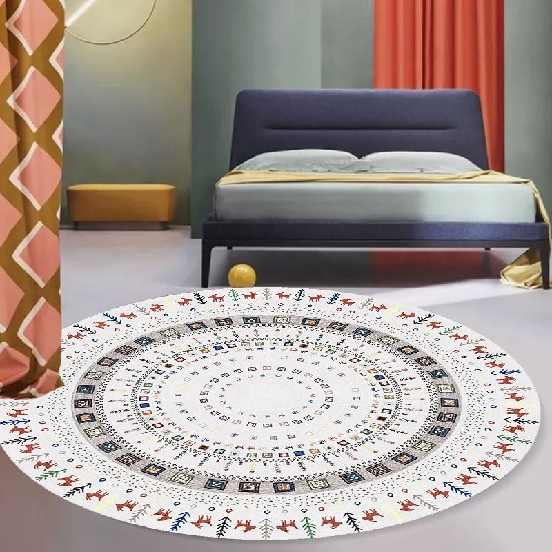 Stylish Tribal Circle Pattern Rug Grey Moroccan Rug Polyester Pet Friendly Non-Slip Backing Washable Area Rug for Living Room