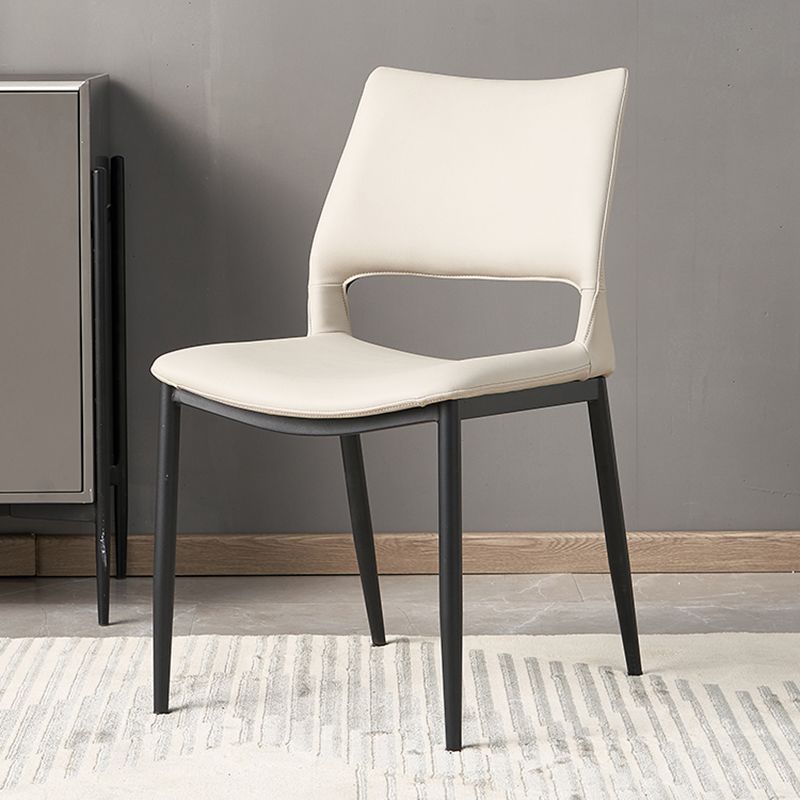 Chaise d'appoint de restaurant en cuir moderne, finition mate, chaise de salle à manger à dossier ouvert (Ensemble de 2)