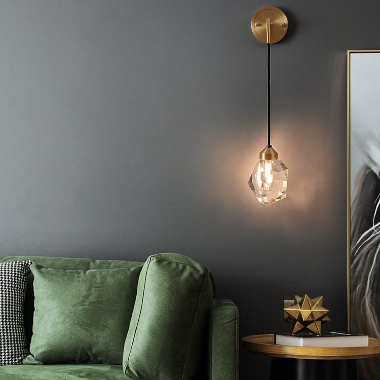 Gold Geometric Hanging Wall Lamp in Modern Luxury Style Copper Wall Sconce with Crystal Shade