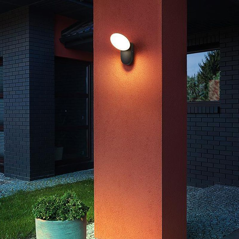 Geometric Shape Wall Lamp Modern Style Metal 1 Light Wall Light in White/Black