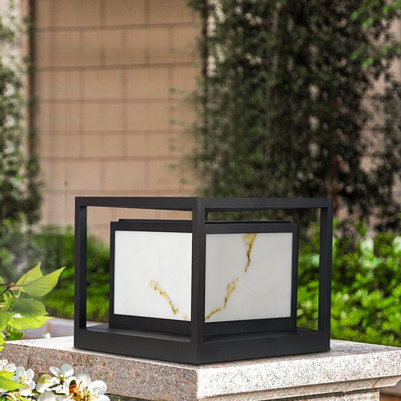 Contemporary LED Pillar Light Minimalist Solar Lighting Fixture for Backyard