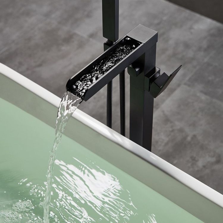 Floor Mounted Metal Freestanding Tub Filler 1 Handle Freestanding Bathtub Faucet