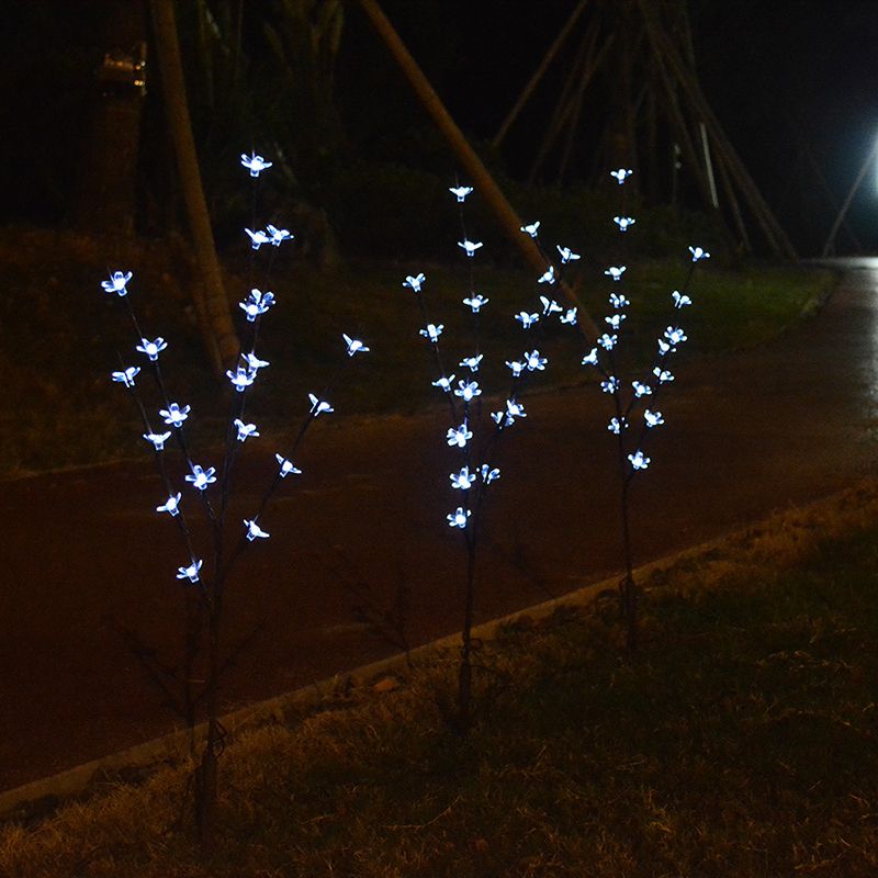 Cherry Blossom Solar Landscape Light Artistic Plastic Courtyard LED Stake Lighting