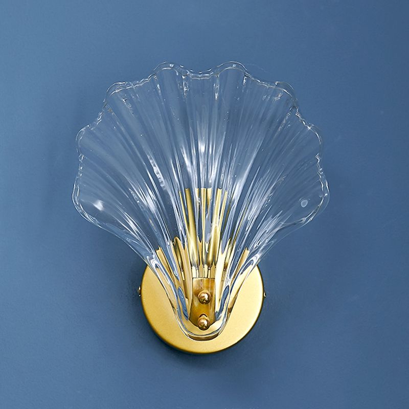 Shell Shaped Wall Sconce Lighting Modern-Style Glass Bedroom Sconce Light Fixture in Clear