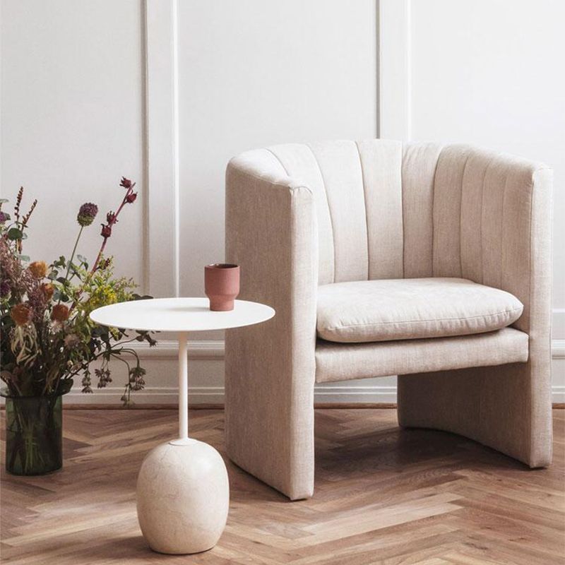 Modern Round Metal Side Table 15.74" Wide Pedestal End Table