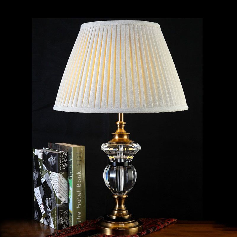 Lampada da comodino in cristallo con paralume pieghettato, lampada da tavolo rurale a 1 luce per soggiorno, in blu/viola chiaro/beige