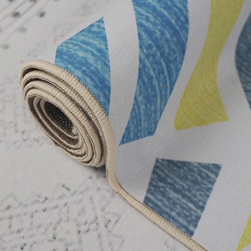 Grey Modern Area Carpet Geometric Pattern Polyester Area Rug Non-Slip Backing Rug for Home Decor