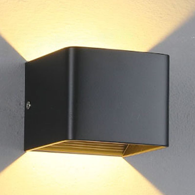 Modern Style Square Shape Wall Sconce Metal 2 Light Sconces for Corridor