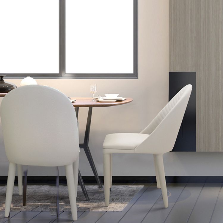 Silla de comedor de cuero PU moderna, sillas de comedor de metal sin brazos para uso doméstico