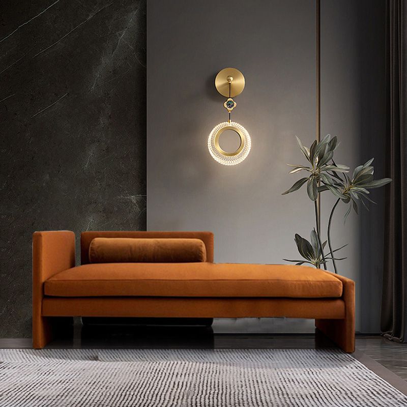 Modern Style Velvet Lounge Chair for Living Room and Bedroom