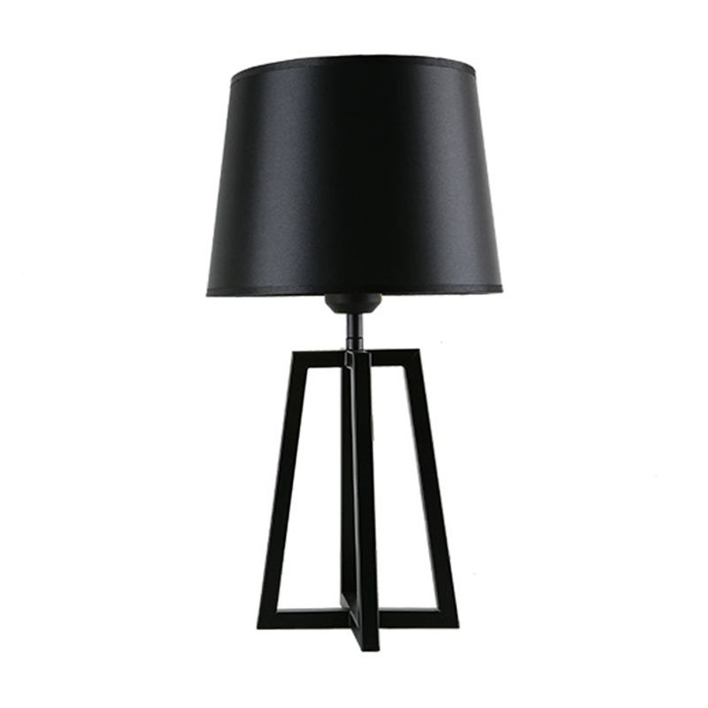 Taps toelopende schaduw Nachtlamp Noordelijke 1 kop Zwart/Wit Tafel Stand Licht met Trapezoid Stand