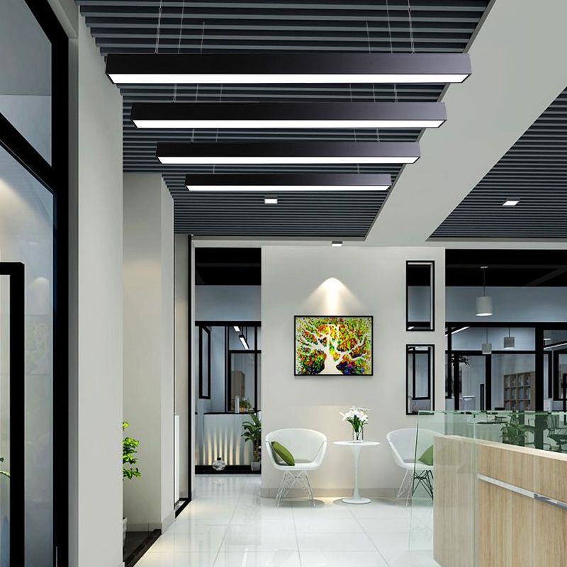 Lampes suspendues modernes linéaires, luminaires d'éclairage pendentif à LED noir pour le bureau