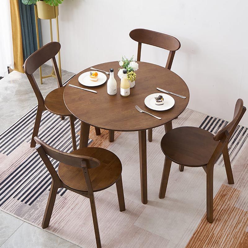 Rubberwood Solid Wood Dining Table Round Dining Table in Walnut and Natural