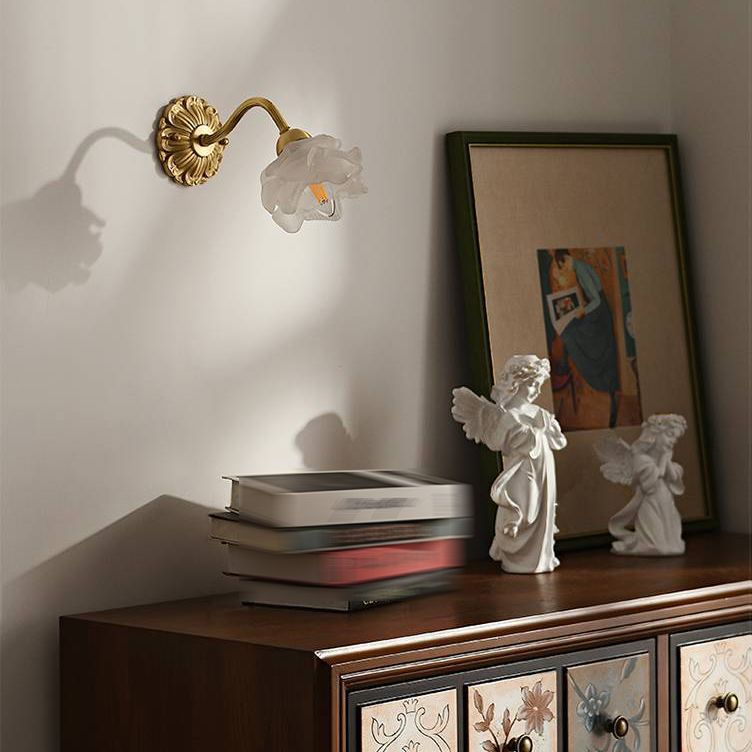 Flower Shape Glass Vanity Sconce Light Modern Style 1-Light Vanity Mirror Lights in Brass