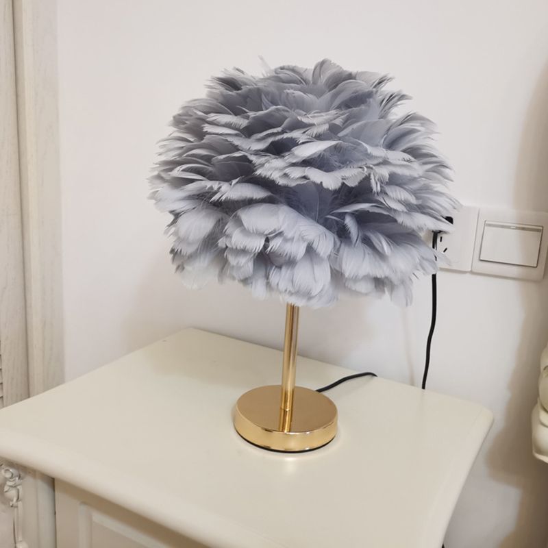 Modern Style Desk Light Colorful Feather Desk Lamp for Bedroom
