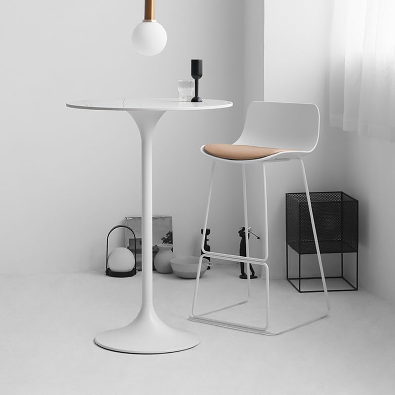 Contemporary Round Bar Height Table Metal Pedestal Bar Table for Cafe and Breakroom