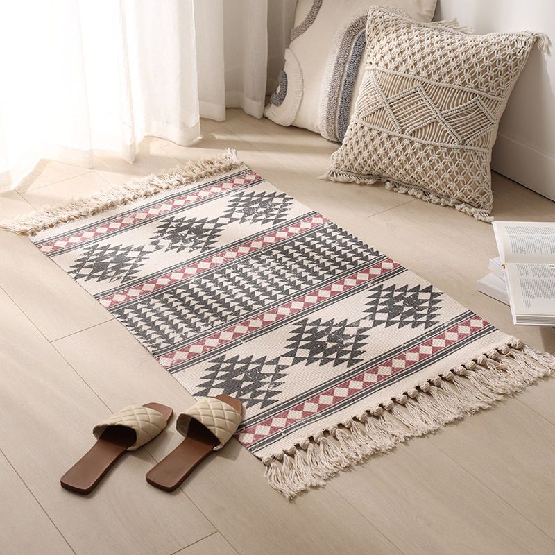 Vintage Tribal Pattern Rug Cotton Fringe Carpet Pet Friendly Area Rug for Living Room