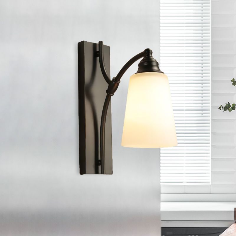 Luz de pared cónica clásica Cabeza individual Cabeza esbelta de vidrio esmerilado de vidrio de vidrio en negro