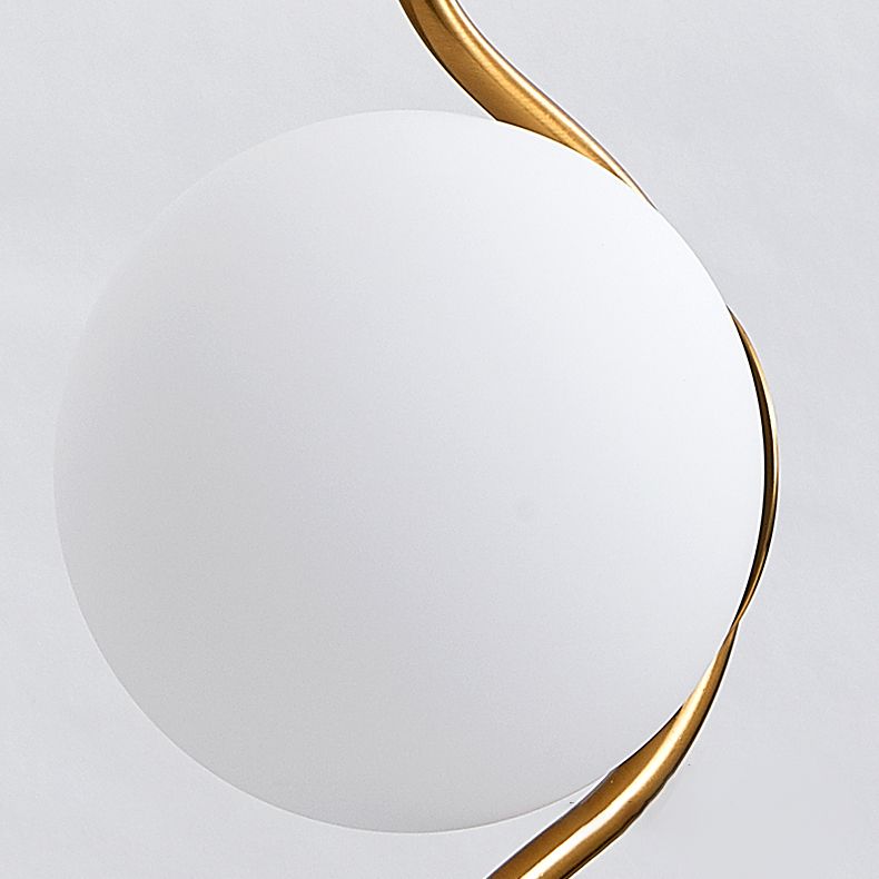 Eisengold Single Hanging Lampe im modernen Luxus -Gla -Globus -Anhänger Licht für Schlafzimmer
