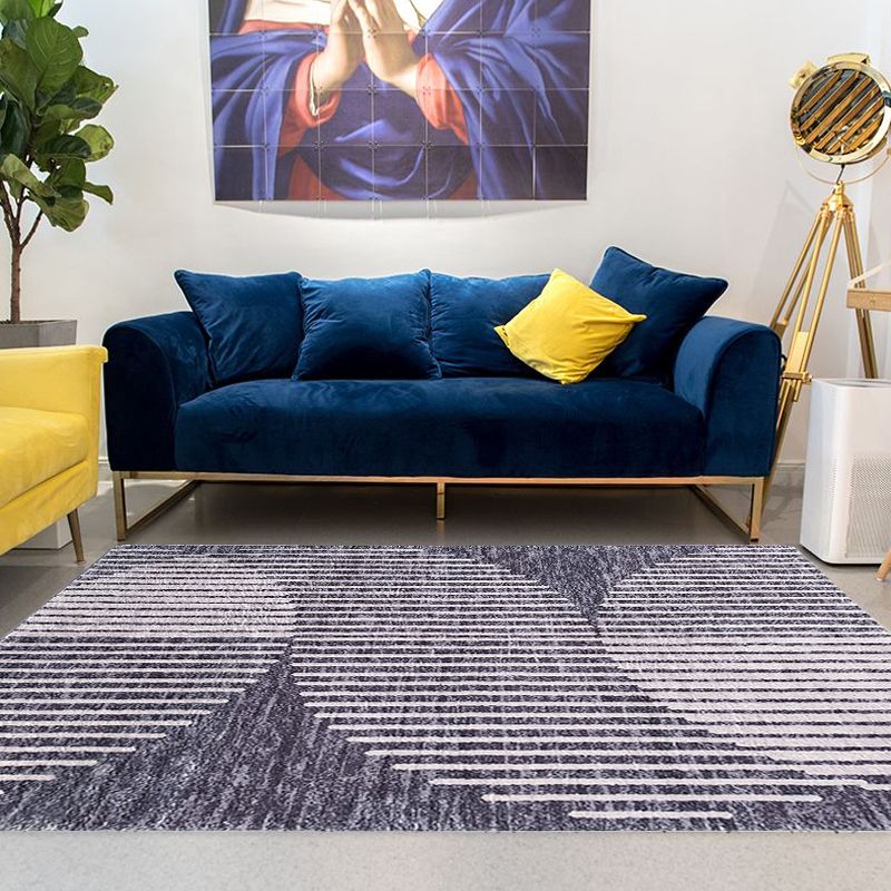 Black Stripe Pattern Area Rug Polyester Modernist Rug Washable Anti-Slip Backing Rug for Decoration
