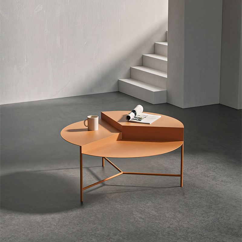 Iron Cocktail Table with 3 Metal Legs and Round Top,Mid-Century Modern