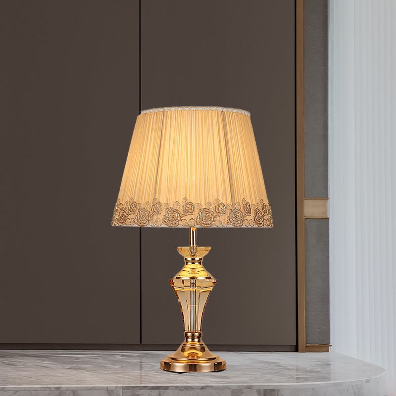Contemporain 1 tête de tête légère tambour beige fuselé petite lampe de bureau avec nuance de tissu