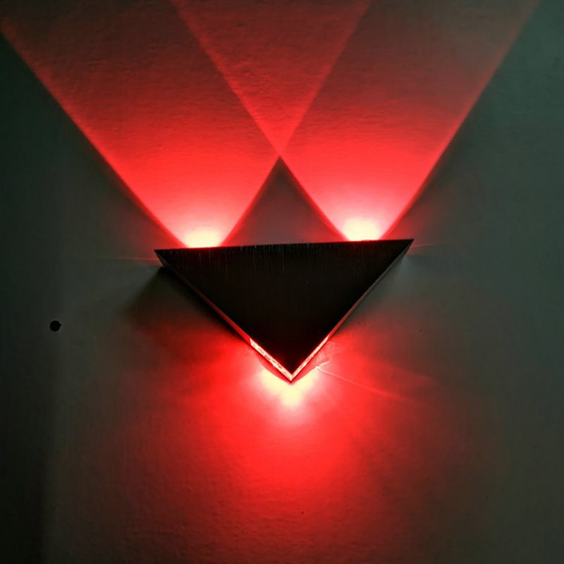 Sliver Brushed Aluminum Triangular Wall Lamp 3-Lights Creative Indoor Corridor Aisle LED Wall Mount Light