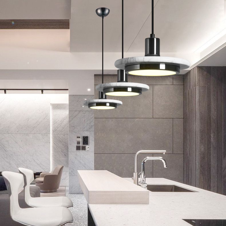 Kappengeformte Marmorhängeblocke Leuchte minimalistische LED -Anhängerbeleuchtung für das Restaurant