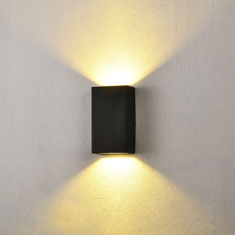 Mur de l'aluminium moderne clair cuboïde 2 lumières Walleur mural en noir pour l'extérieur